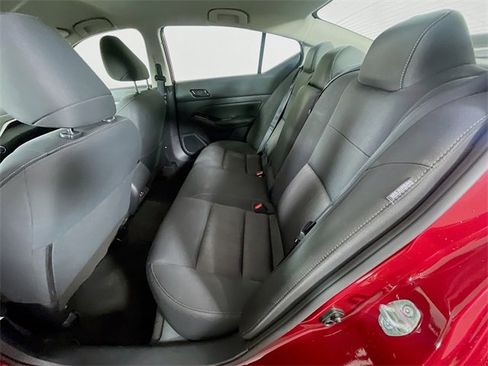 Used 2023 Nissan Altima 2.5 SV image 23