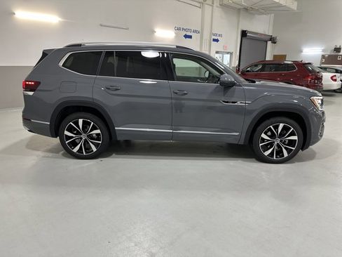 New 2026 Volkswagen Atlas SEL Premium R-Line AWD/4WD image 10