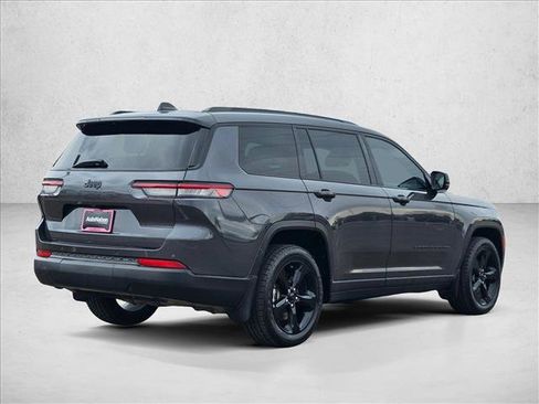 Used 2021 Jeep Grand Cherokee L Laredo AWD/4WD image 5