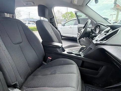 Used 2015 GMC Terrain SLE FWD image 13