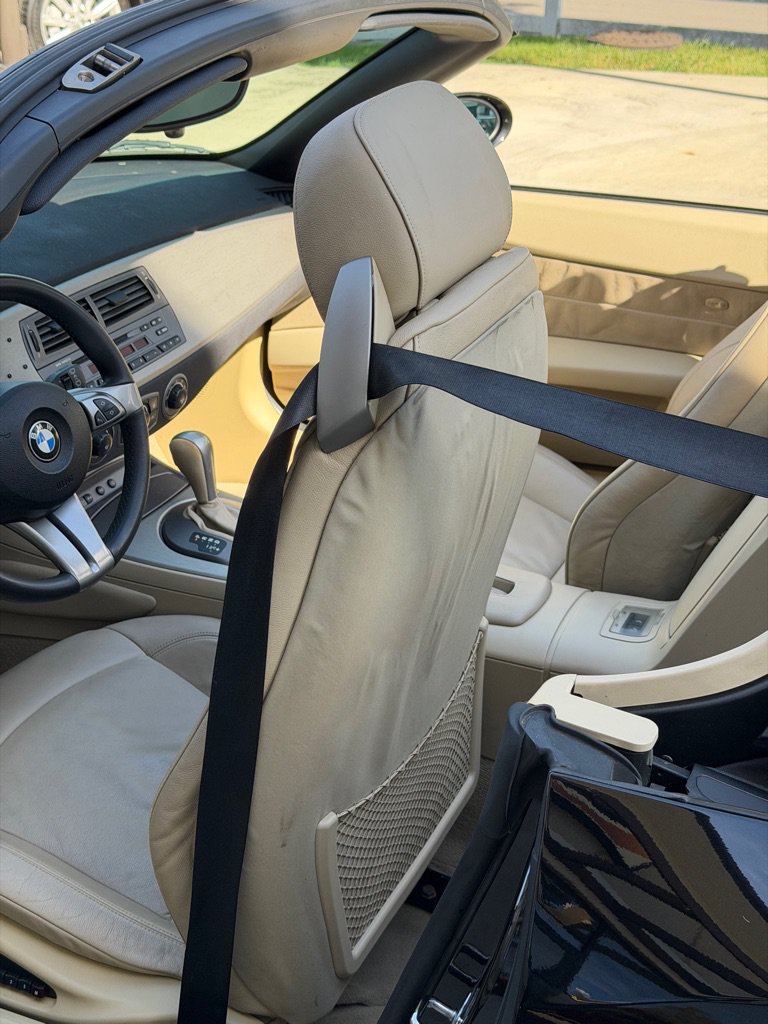 Used 2004 BMW Z4 3.0i RWD image 36