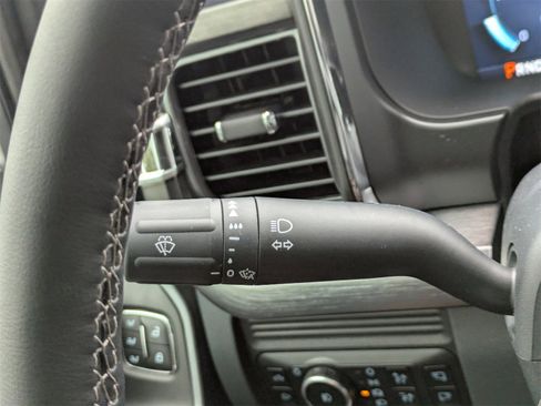 New 2025 Ford F250 Lariat w/ Lariat Ultimate Package image 34