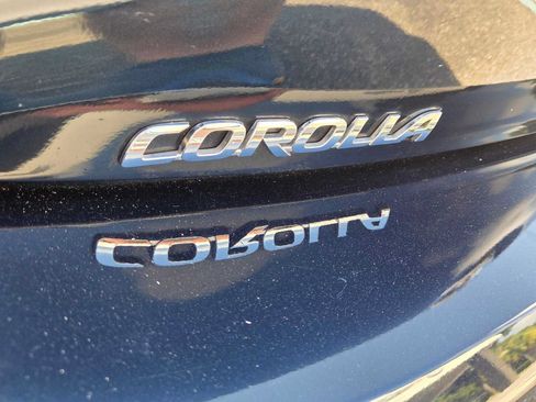 Used 2020 Toyota Corolla SE FWD image 18