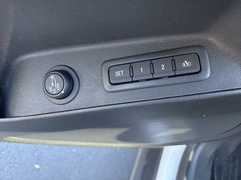 Certified 2023 Chevrolet Equinox Premier image 10