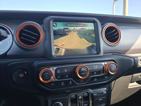 Used 2021 Jeep Gladiator Mojave image 29