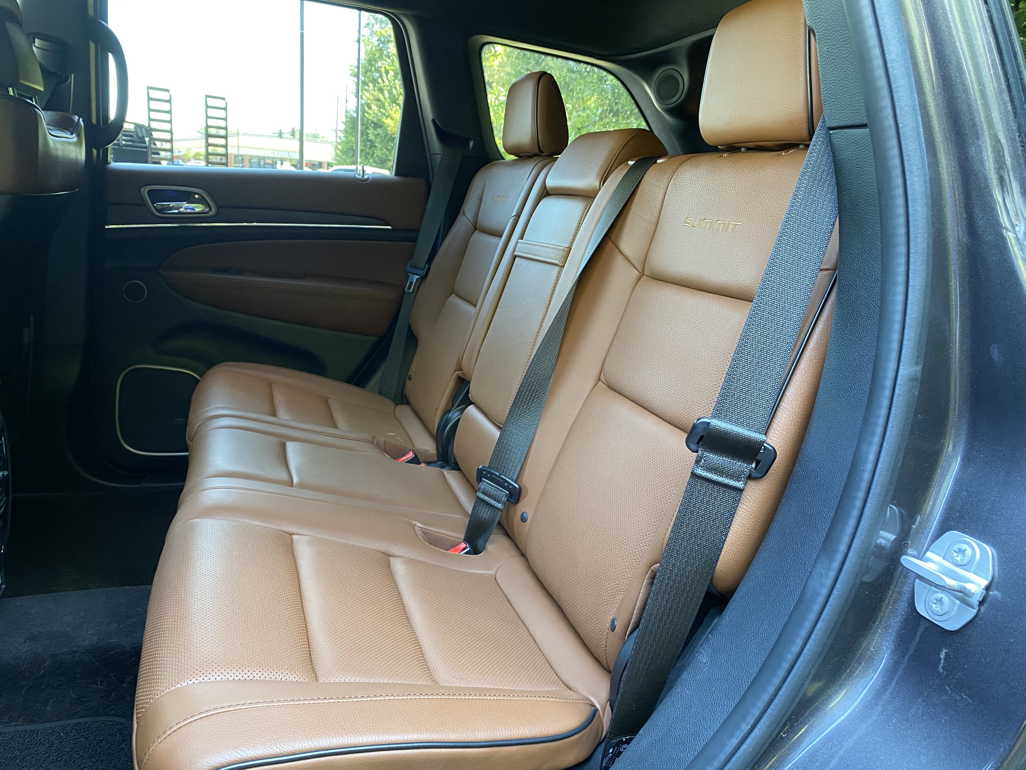 Used 2017 Jeep Grand Cherokee Summit AWD/4WD image 35