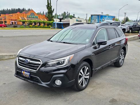 Used 2019 Subaru Outback 2.5i Limited AWD/4WD image 3