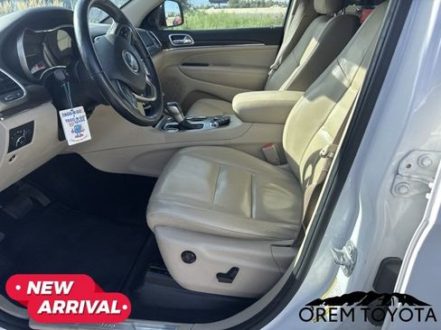 Used 2018 Jeep Grand Cherokee Limited w/ Trailer Tow Group IV AWD/4WD image 15