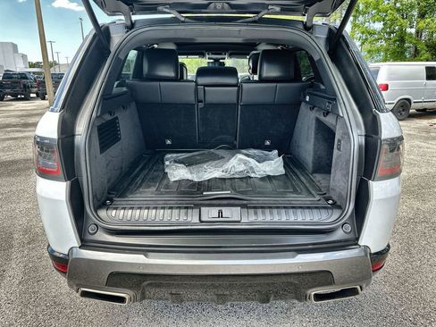 Used 2018 Land Rover Range Rover Sport HSE image 26