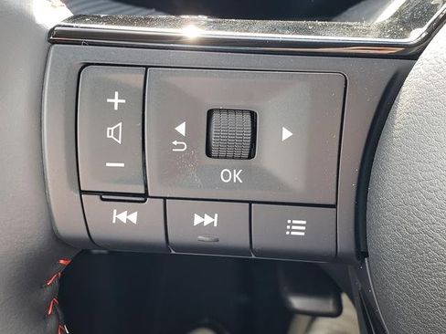 New 2025 Nissan Kicks SR w/ Illumination Package image 19