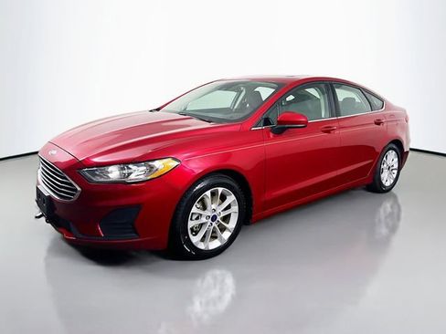 Used 2020 Ford Fusion SE image 5
