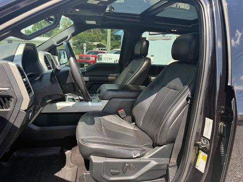 Used 2019 Ford F150 Lariat AWD/4WD image 12