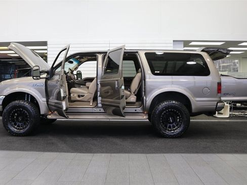 Used 2002 Ford Excursion Limited image 10