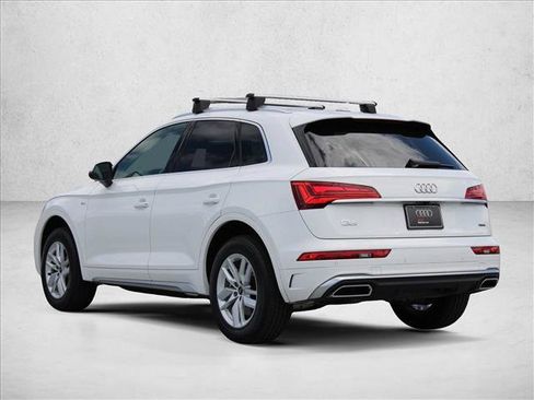 Used 2023 Audi Q5 2.0T Premium w/ Convenience Package AWD/4WD image 11