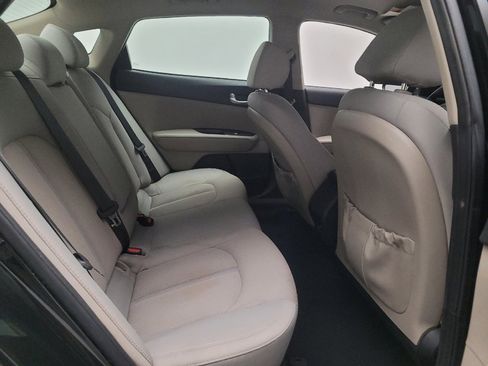 Used 2017 Kia Optima LX FWD image 19