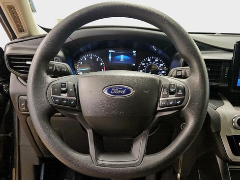 Used 2023 Ford Explorer 4WD w/ Class IV Trailer Tow Package image 33