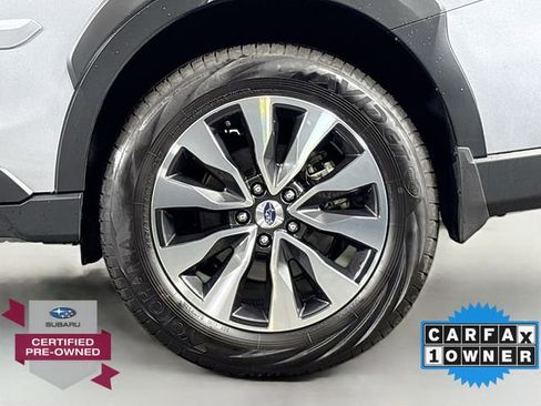 Certified 2025 Subaru Outback Limited image 32