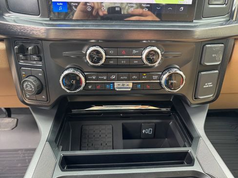 New 2026 Ford F250 Lariat image 23