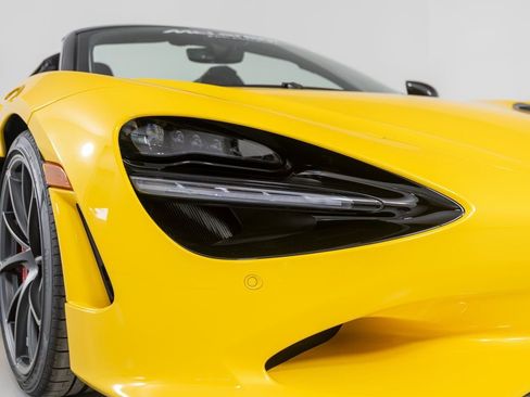 New 2024 McLaren 750S Spider image 41