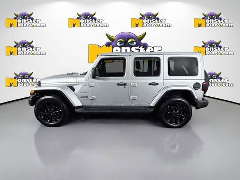 Used 2024 Jeep Wrangler Sahara w/ Technology Group image 8