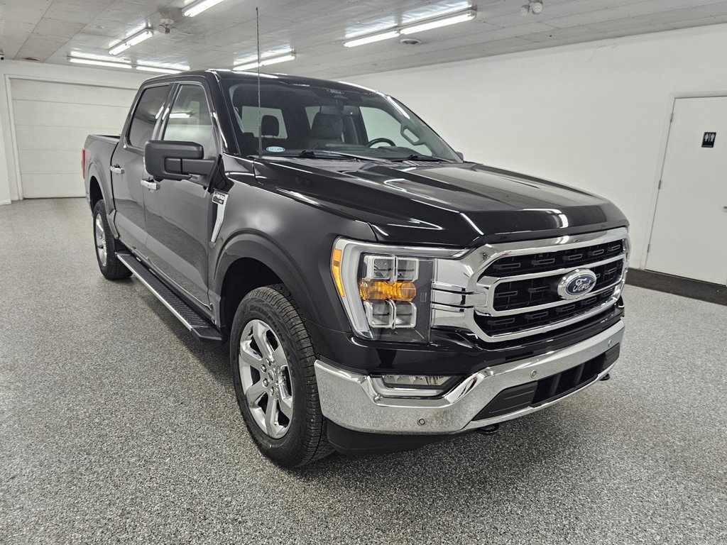 Used 2022 Ford F150 XLT w/ Equipment Group 302A High AWD/4WD image 3