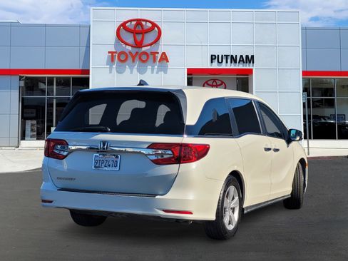 Used 2019 Honda Odyssey EX image 4