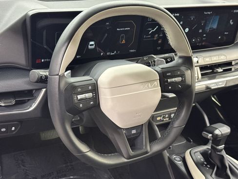 Used 2025 Kia K4 GT-Line FWD image 27