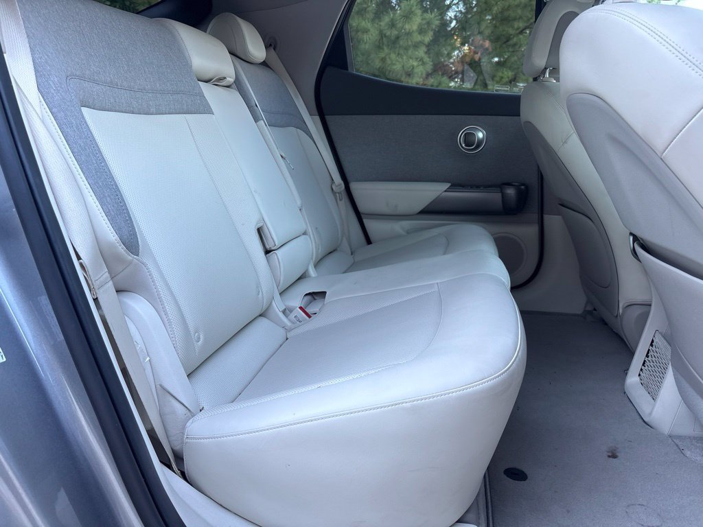 Used 2024 Genesis GV60 RWD image 13