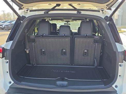 New 2025 Nissan Pathfinder Rock Creek image 8