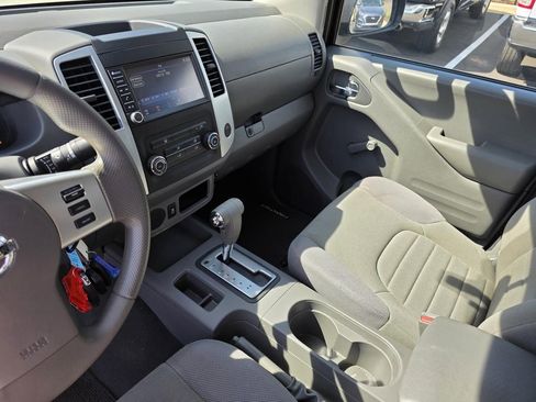 Used 2019 Nissan Frontier S image 20