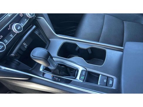 Used 2019 Honda Accord Sport image 19