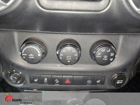 Used 2012 Jeep Wrangler Unlimited Sahara w/ Connectivity Group image 15