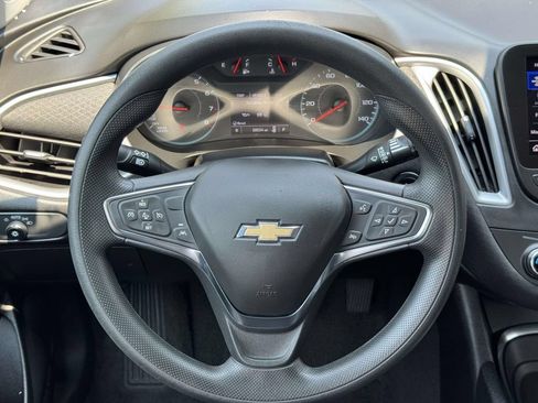 Used 2024 Chevrolet Malibu LT FWD image 10