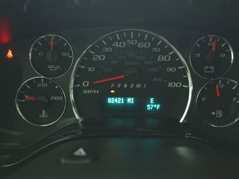 Used 2018 GMC Savana 2500 Extended w/ Enhanced Convenience Package image 13