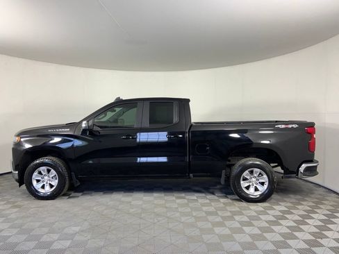 Used 2020 Chevrolet Silverado 1500 LT w/ Trailering Package AWD/4WD image 6