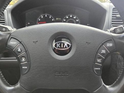 Used 2008 Kia Amanti w/ Leather Pkg FWD image 2