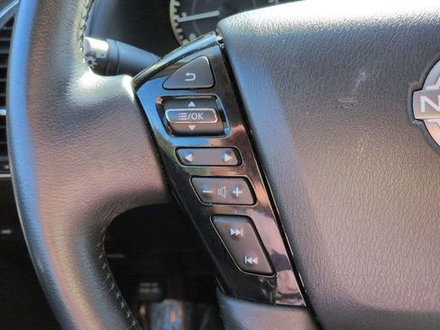 Used 2022 Nissan Armada SL image 28