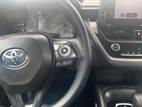 Used 2023 Toyota Corolla LE image 23