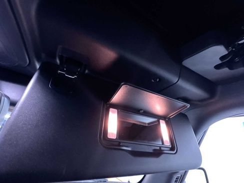 Used 2022 Ford Bronco Wildtrak image 33