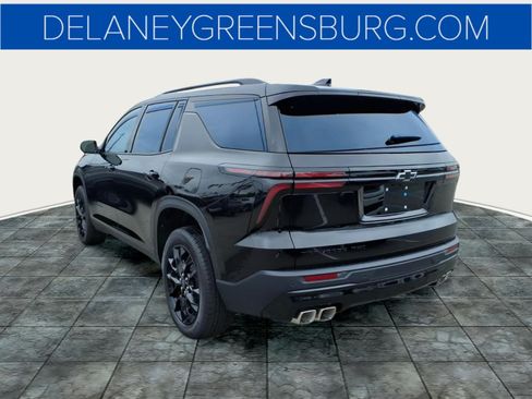 Used 2026 Chevrolet Traverse LT w/ Midnight/Sport Edition AWD/4WD image 5