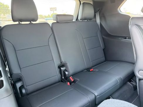 New 2026 Buick Enclave Preferred w/ Power Package FWD image 22