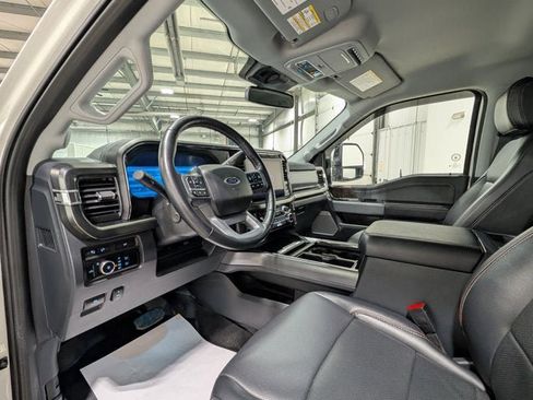 Used 2024 Ford F250 Lariat image 16