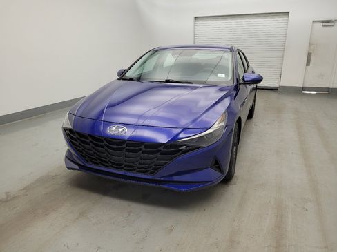 Used 2022 Hyundai Elantra SEL FWD image 15