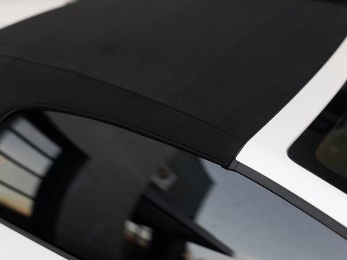 Used 2020 Lamborghini Huracan EVO image 12