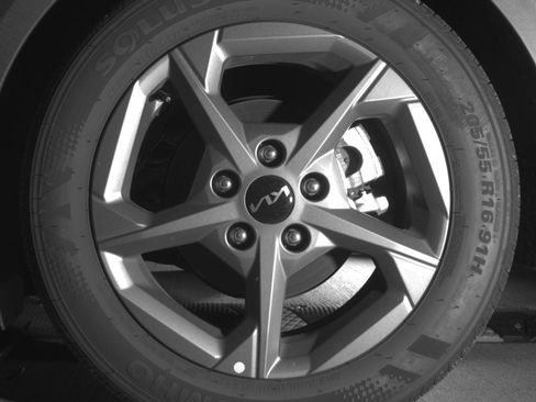 Used 2025 Kia K4 LXS image 14