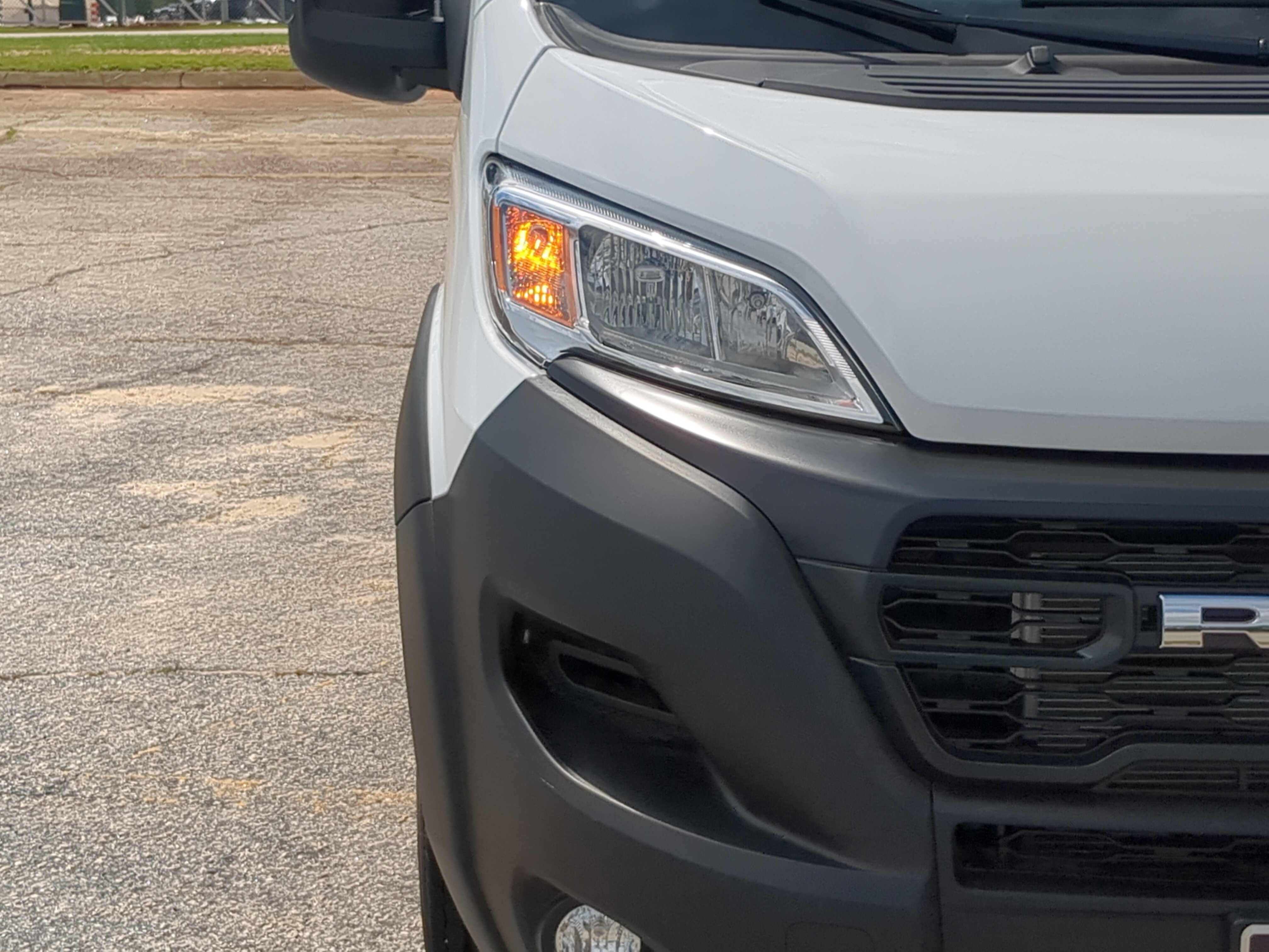 New 2026 RAM ProMaster 2500 w/ Premium Convenience Group FWD image 8