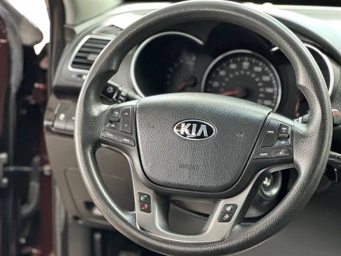 Used 2014 Kia Sorento LX AWD/4WD image 10