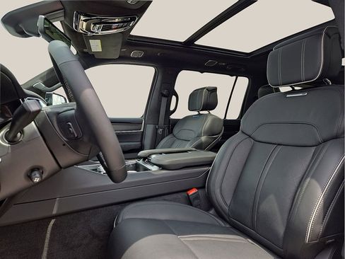 Used 2024 Jeep Grand Wagoneer Series II w/ Quick Order Packagew 28T image 14