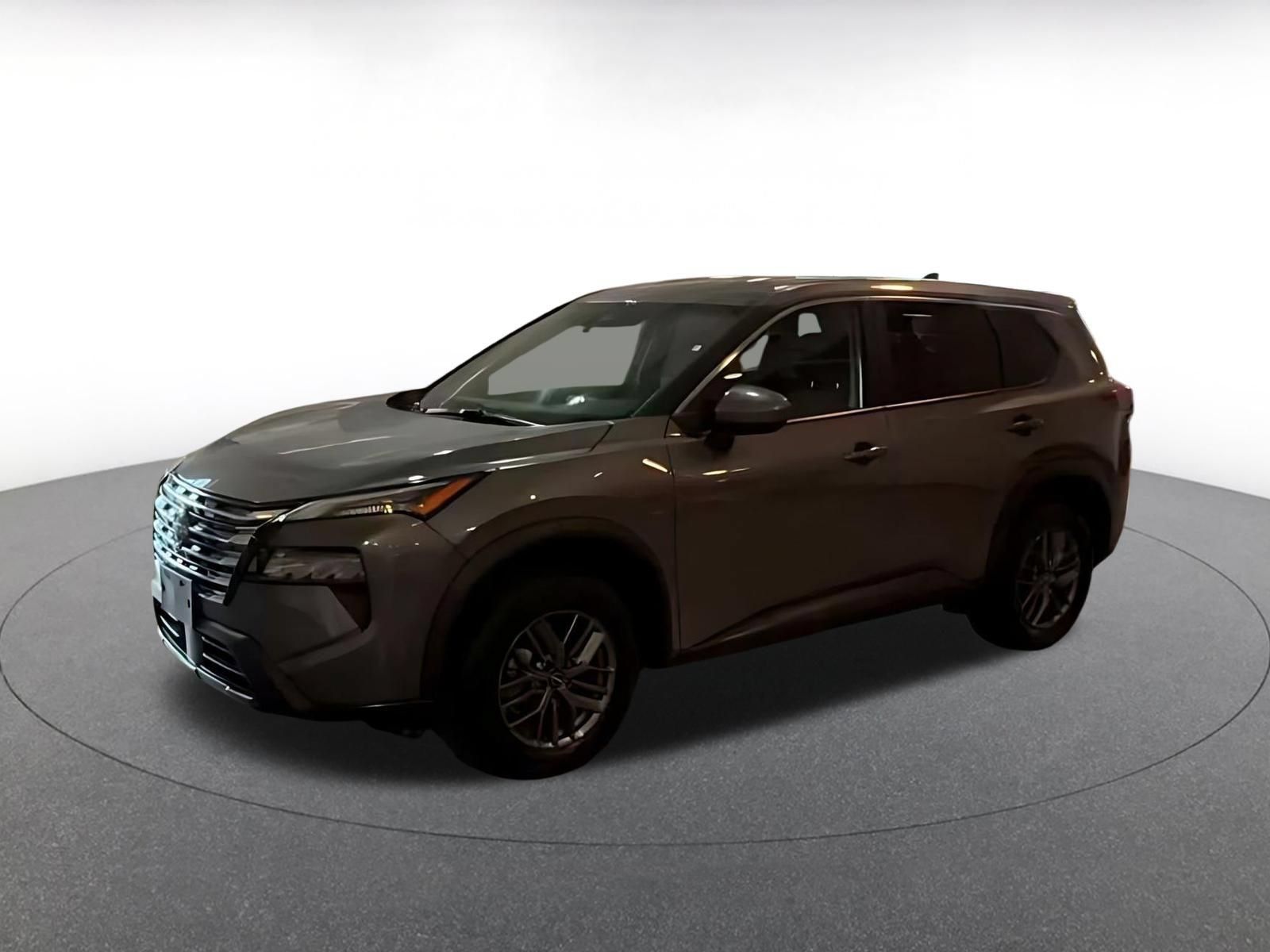 Used 2026 Nissan Rogue SV AWD/4WD image 8
