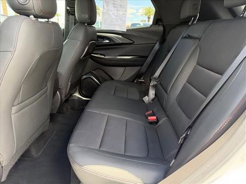 Used 2022 Chevrolet TrailBlazer RS FWD image 7